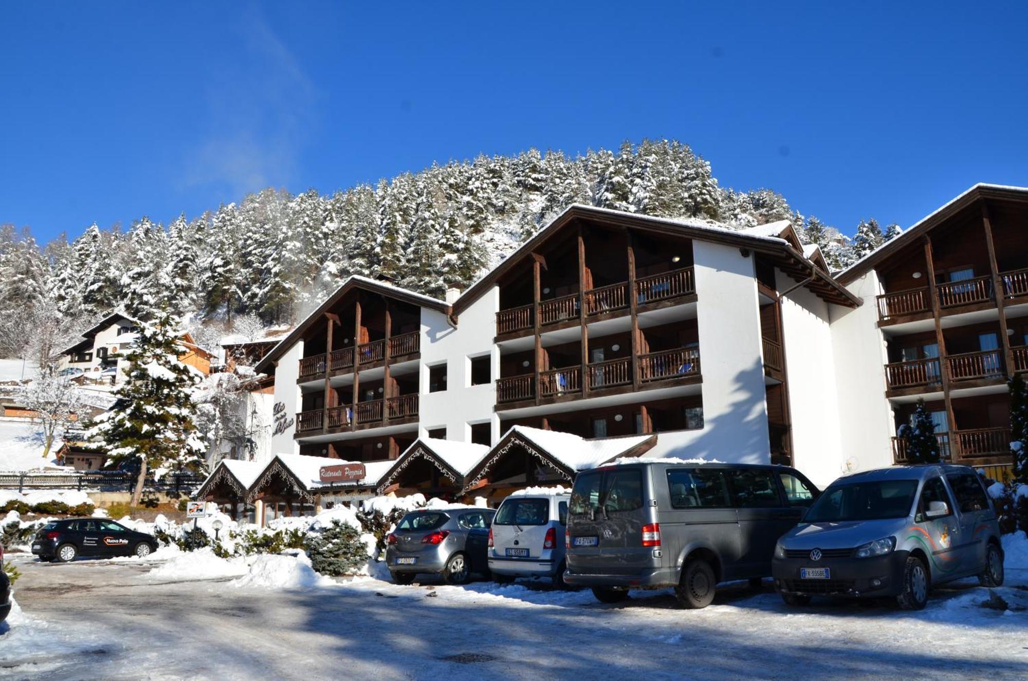 Des Alpes Apartahotel Cavalese